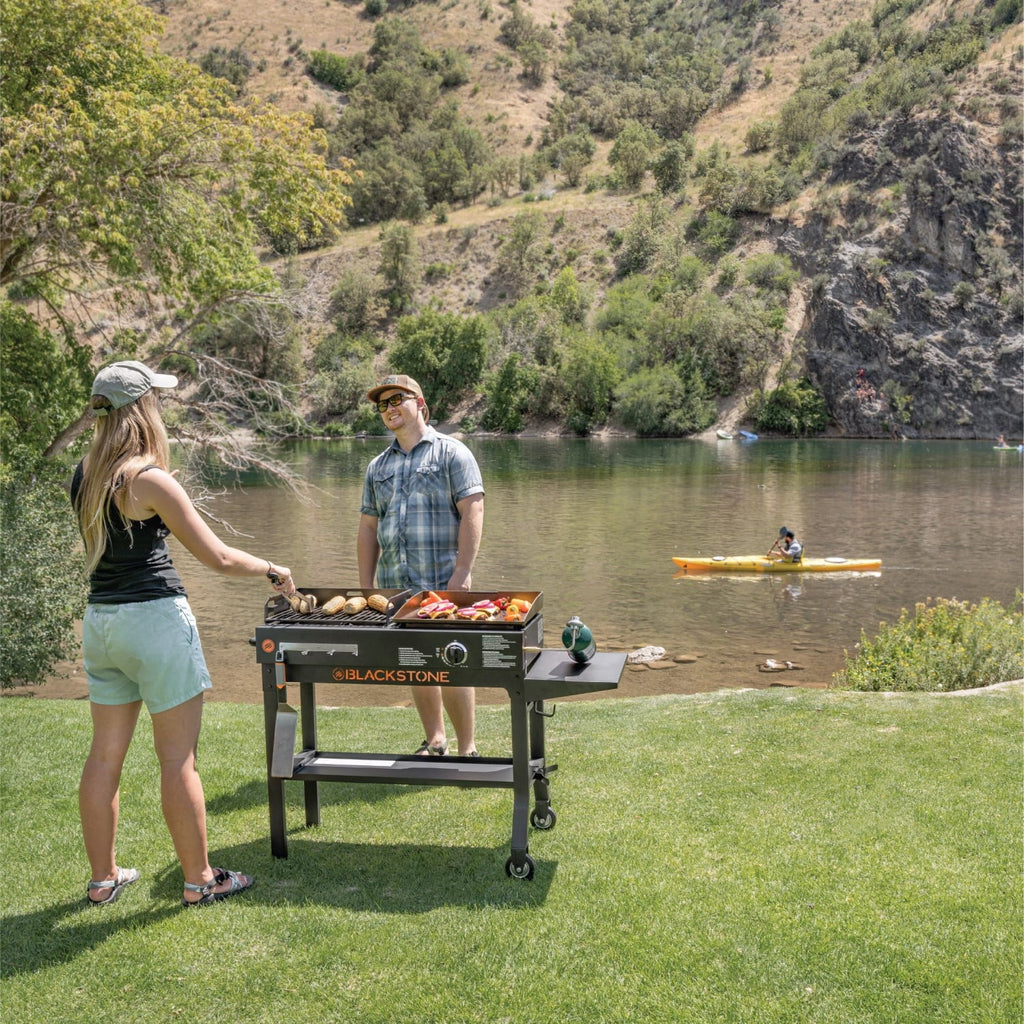 17 Griddle and Charcoal Grill Combo T8297