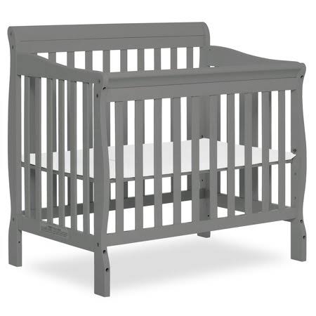 Convertible 4-in-1 Mini Crib M735