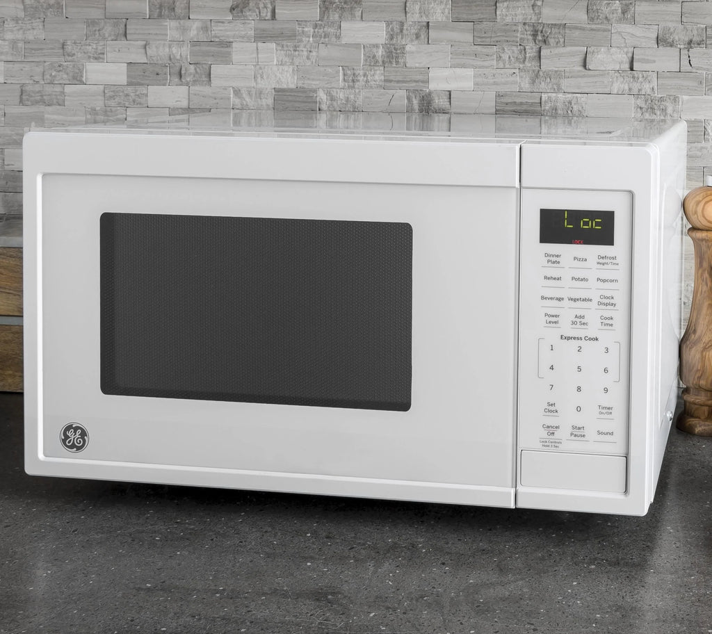 0.9 Cubic Foot White Countertop Microwave Oven O64031