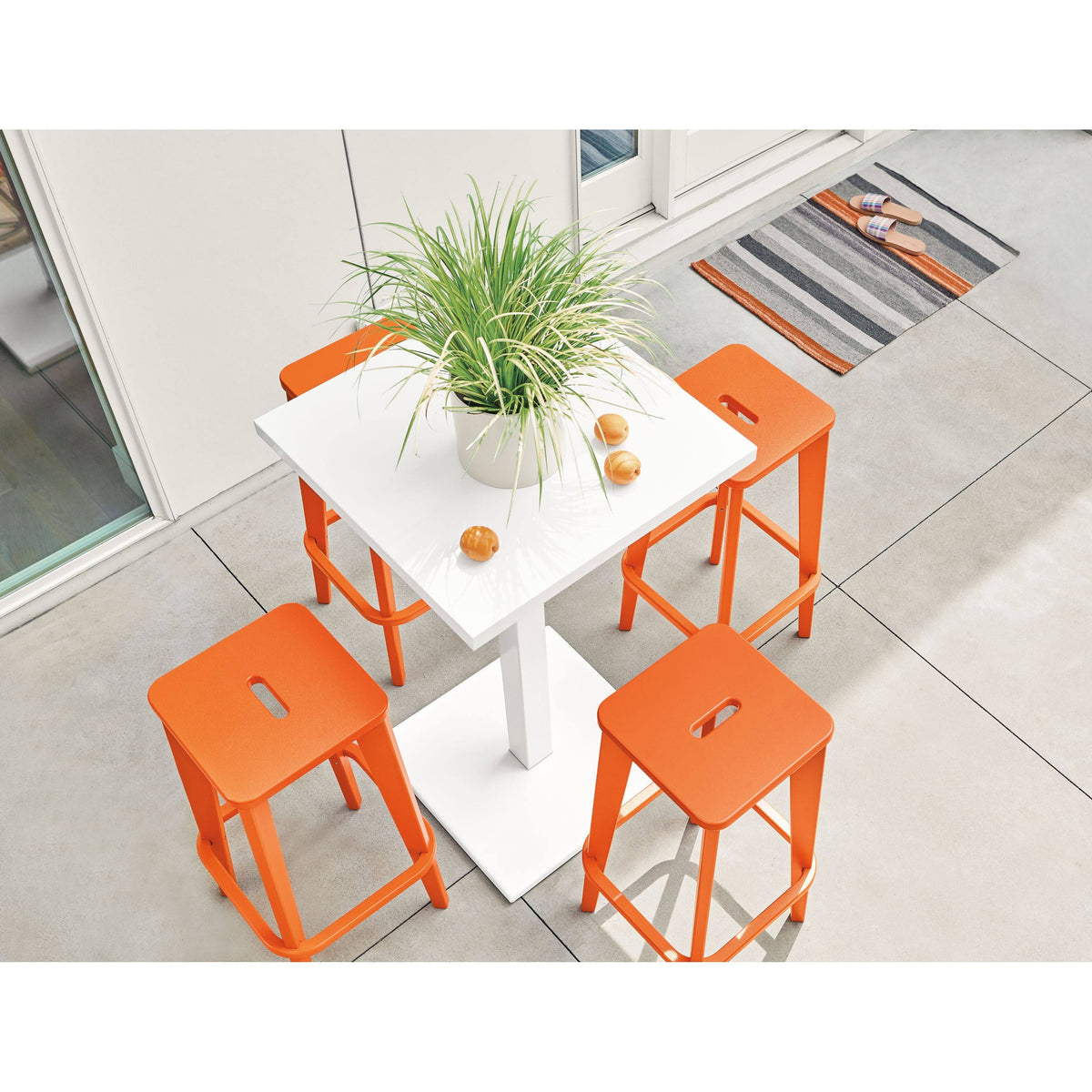 Red 4 Person Patio Square Bar Table T405842