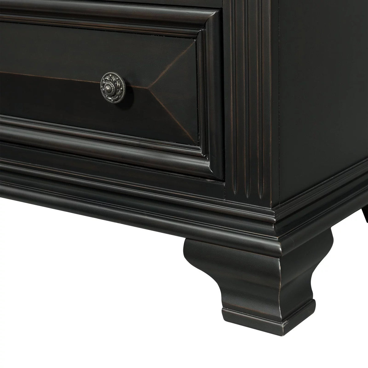 6 Drawer Chest in Antique Black A8961