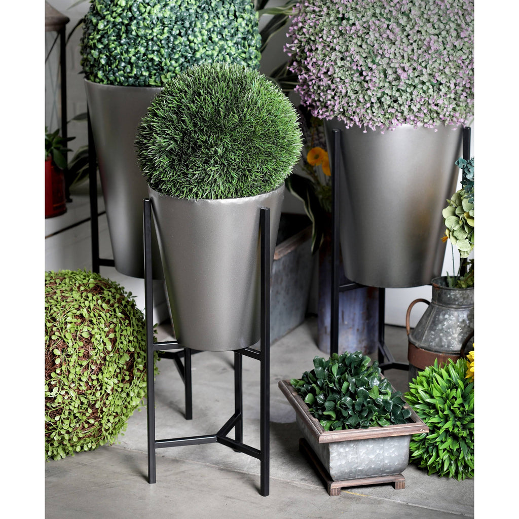 Iron Conical Planters with Stand Set of 3 U823