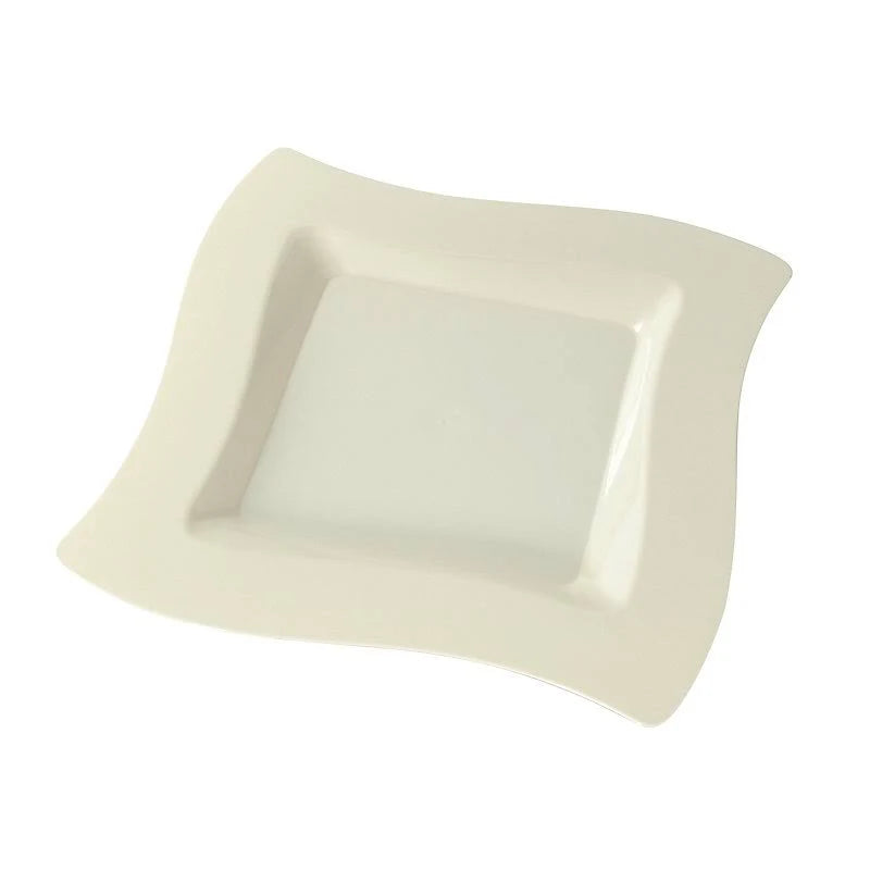 6.5x22 Disposable Plastic Dessert Plates G329203
