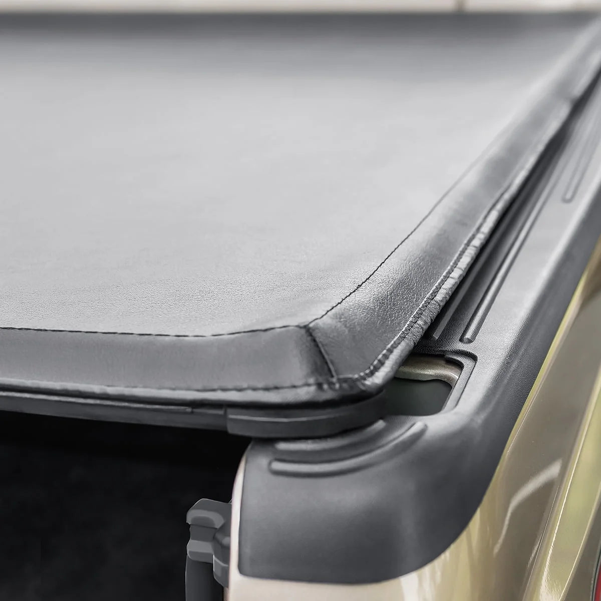 Soft Roll up Truck Bed Tonneau Cover 5Ft Bed B232