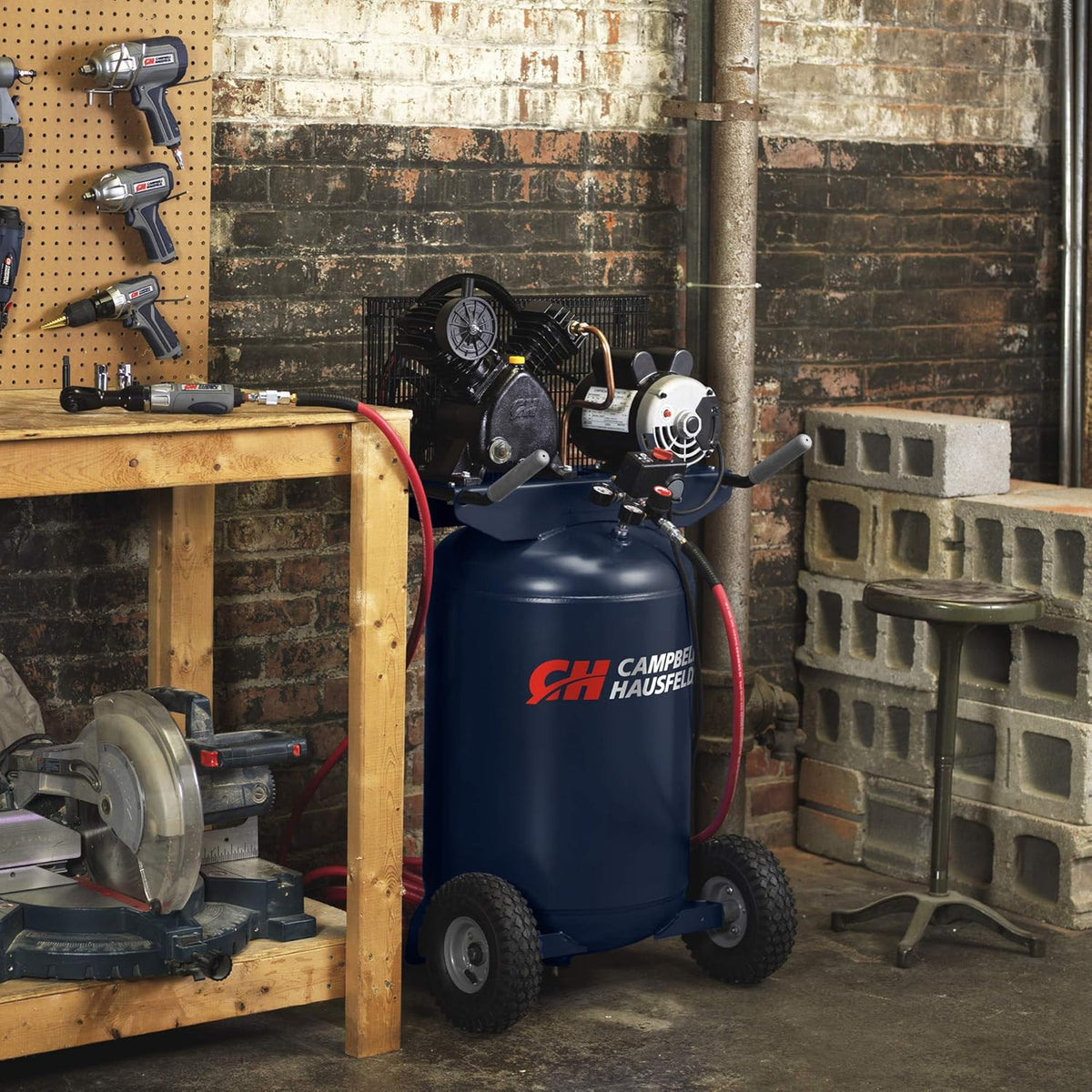 30 Gallon Vertical Portable Air Compressor G166