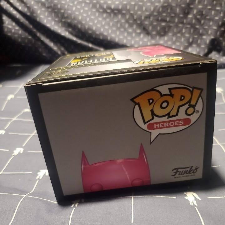 Pink Chrome Funko Pop H78081