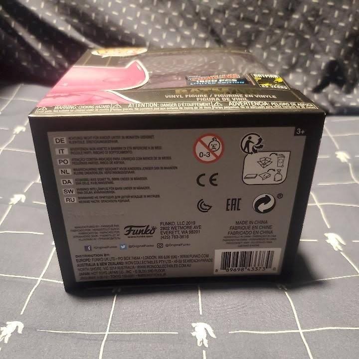 Pink Chrome Funko Pop H78081