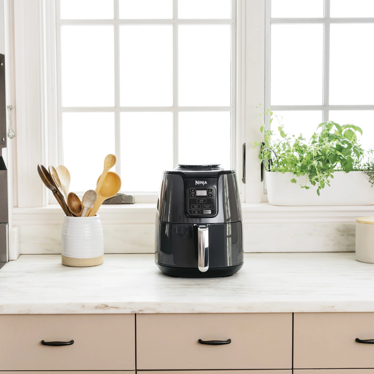 Black 4QT Air Fryer U100546