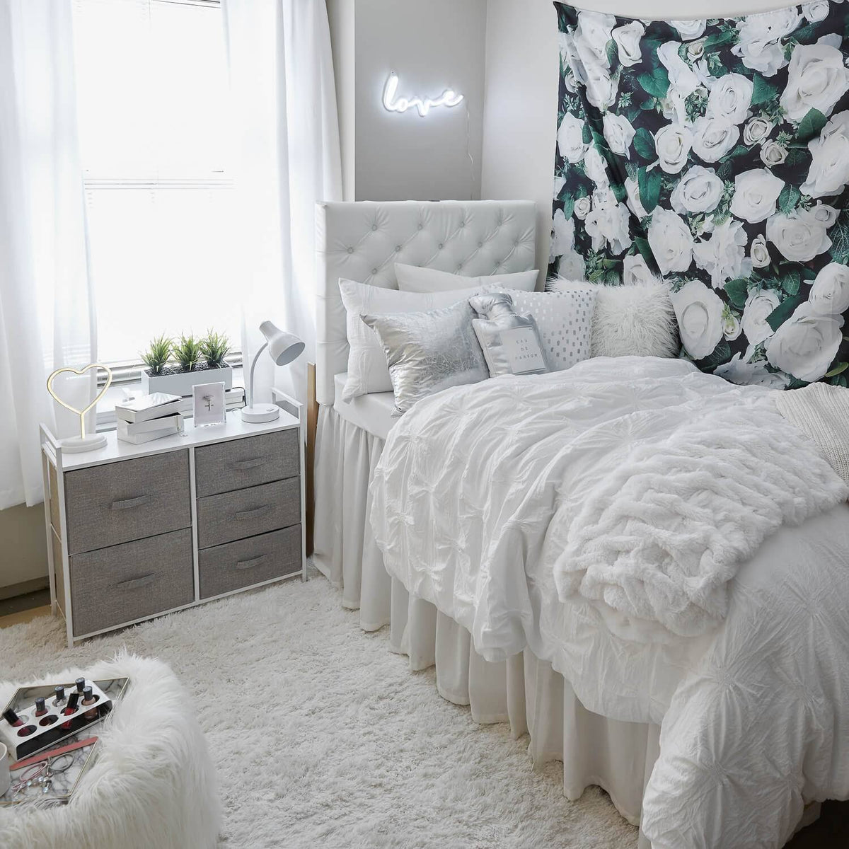 Twin/Twin XL Powered Tufted Headboard White B9965