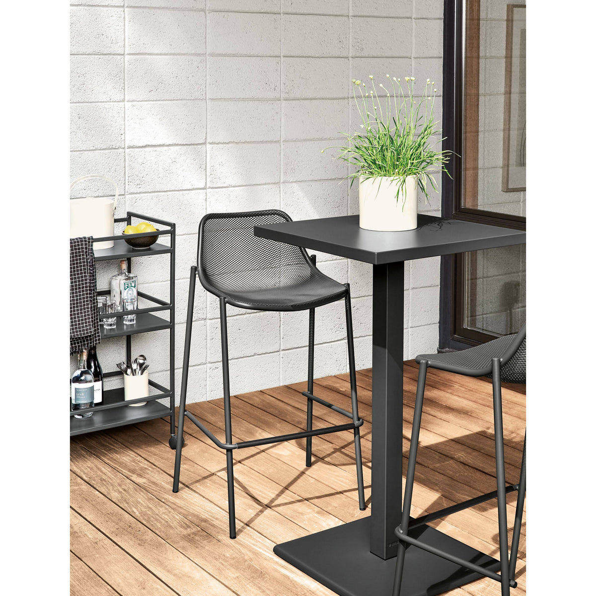 Red 4 Person Patio Square Bar Table T405842
