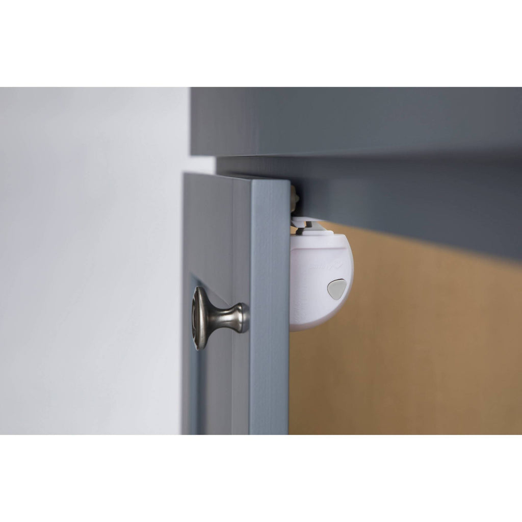 16 Locks and 4 Keys White Magnetic Lock System K561