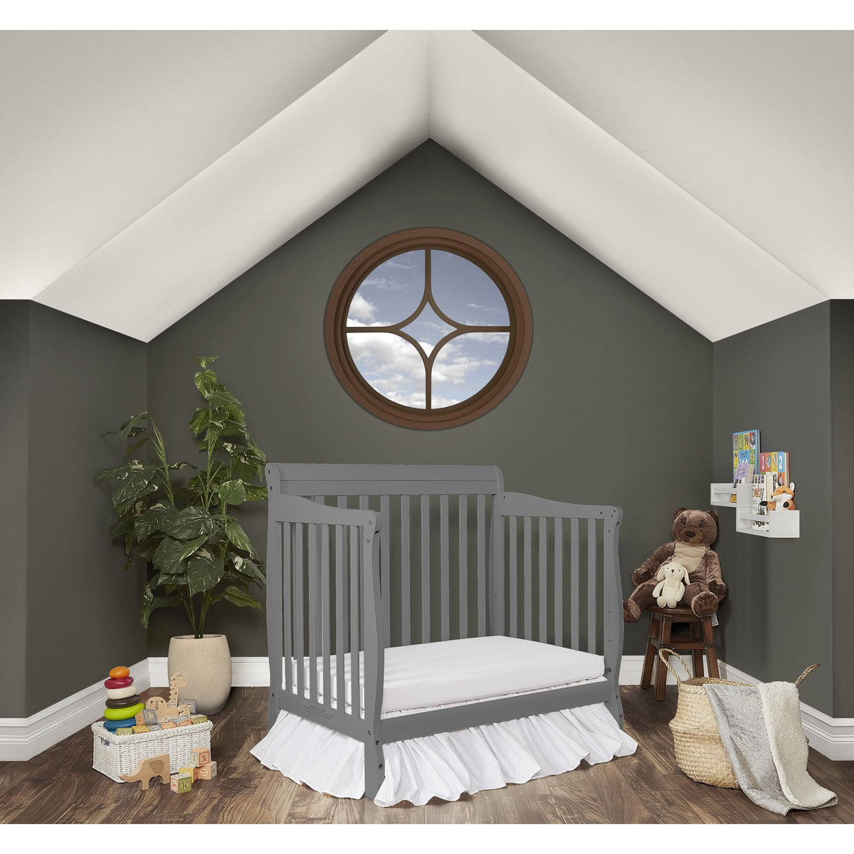 Convertible 4-in-1 Mini Crib M735